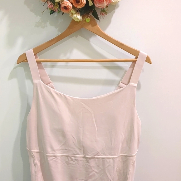 US Rally Tank (M) - Picture 3 of 6